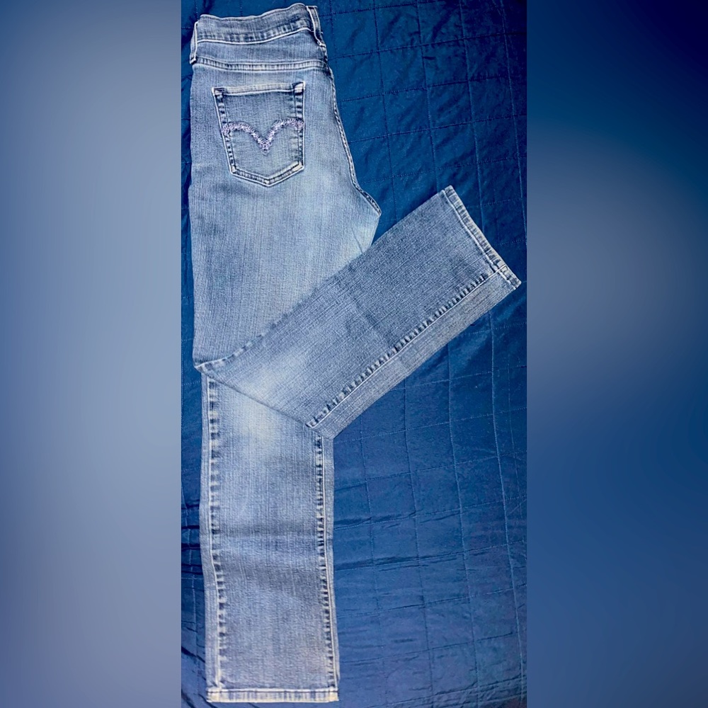 Straight leg Levi’s 30/32